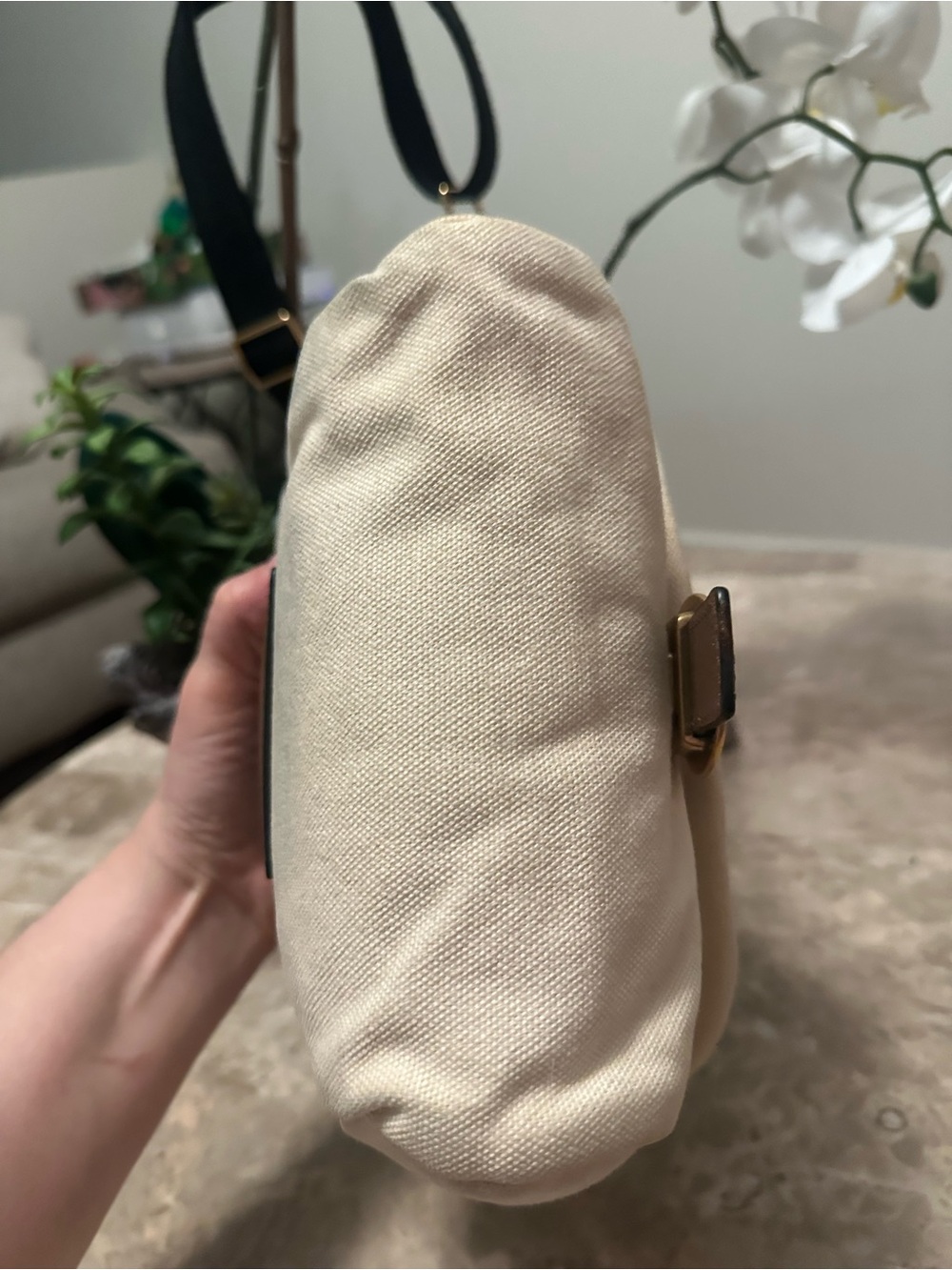 Marc Jacobs Cream and Brown Crossbody Bag with Gold Hardware - Picture 6 of 14